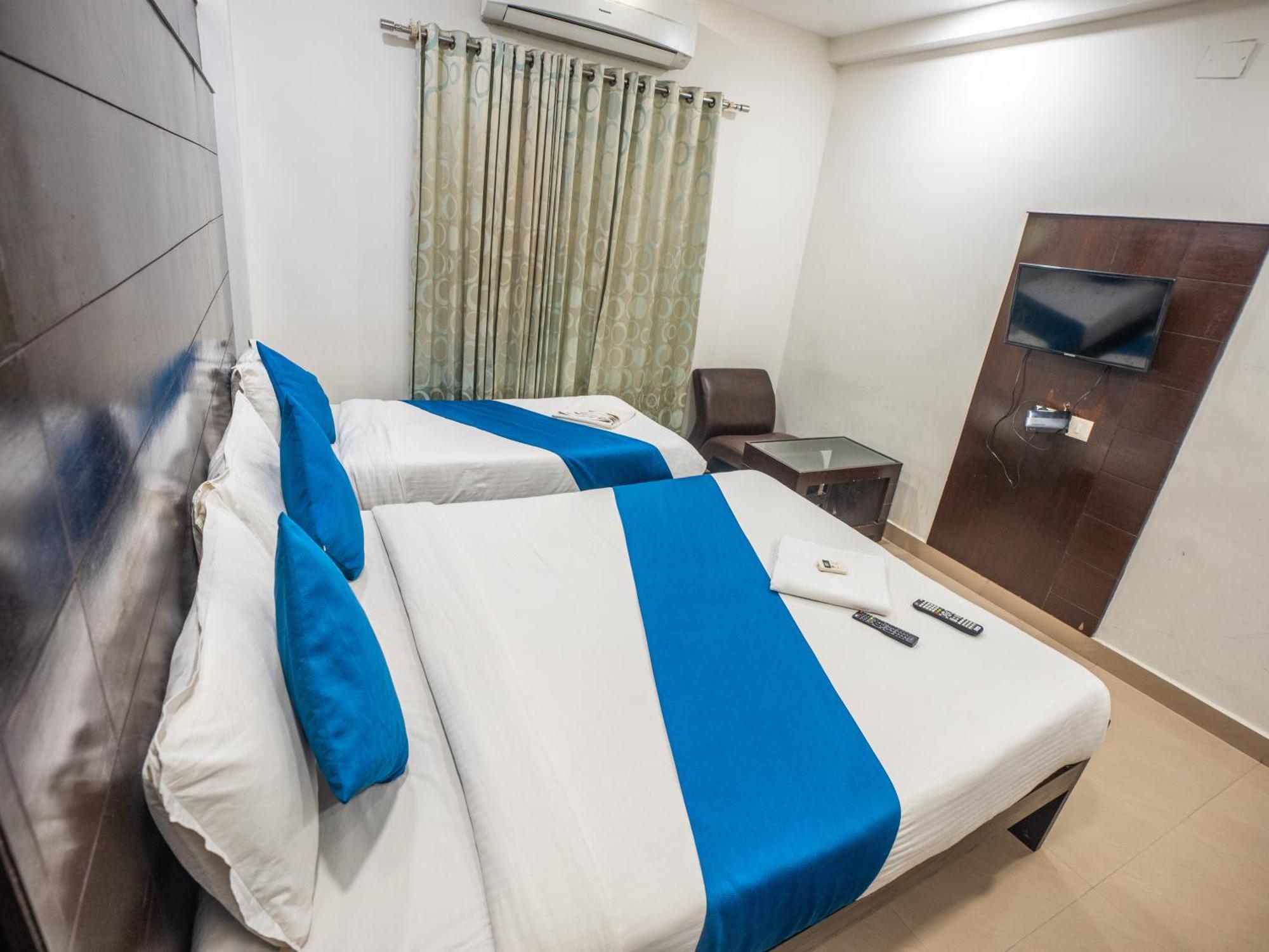 Orion Residency Hotell Chennai Exteriör bild