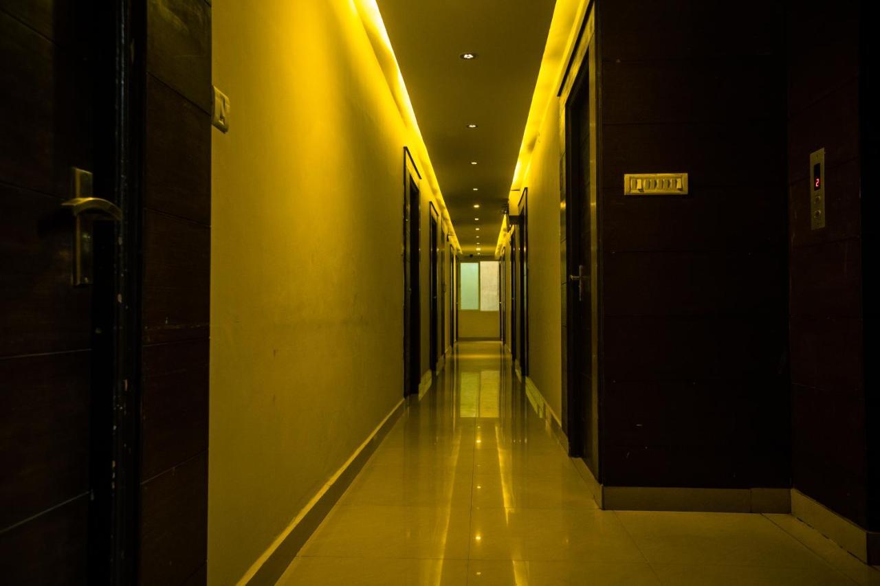 Orion Residency Hotell Chennai Exteriör bild